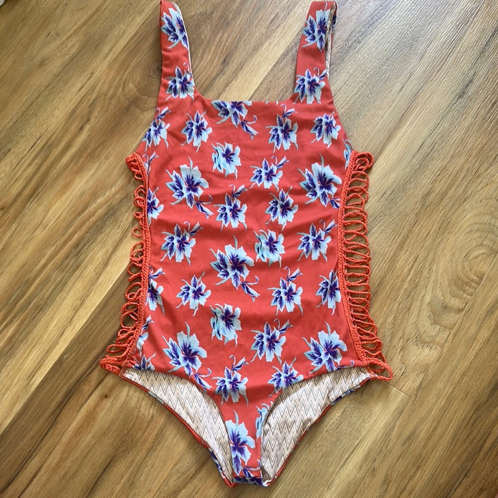 Acacia swimwear Bronx in vintage aloha